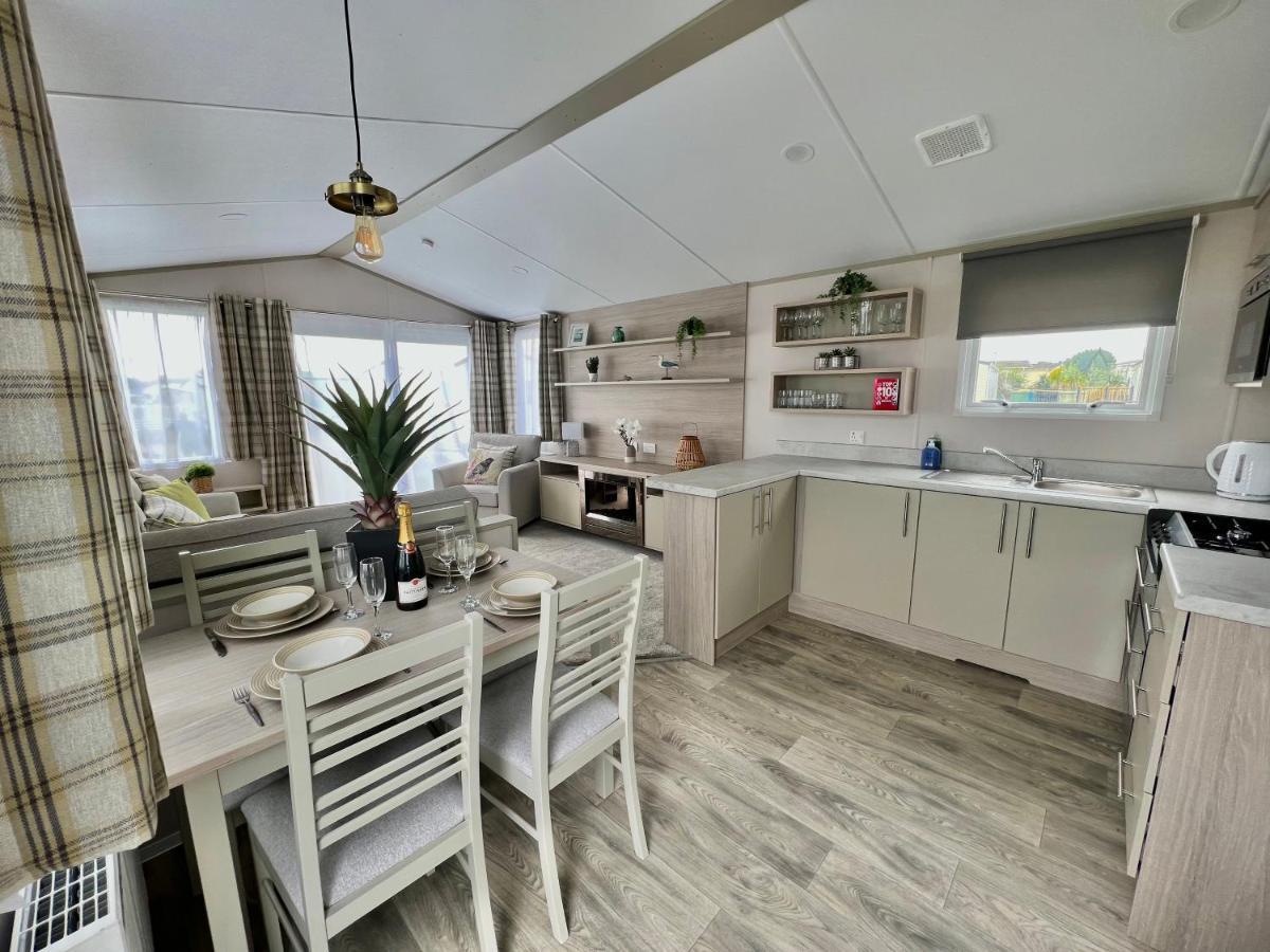Сasa de vacaciones Summer Breeze @ Seven Bays, Padstow